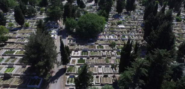 Foto - İstanbul'da ölmek pahalı! Mezar yeri fiyatları dudak uçuklattı