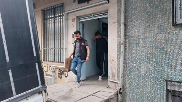 Foto - İstanbul'da şafak vakti torbacı operasyonu! Polisi görünce kendisini pencereden attı