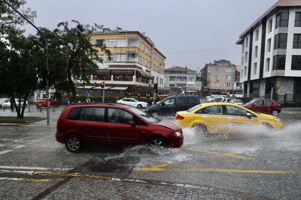 Foto - İstanbul'da sağanak etkili oluyor