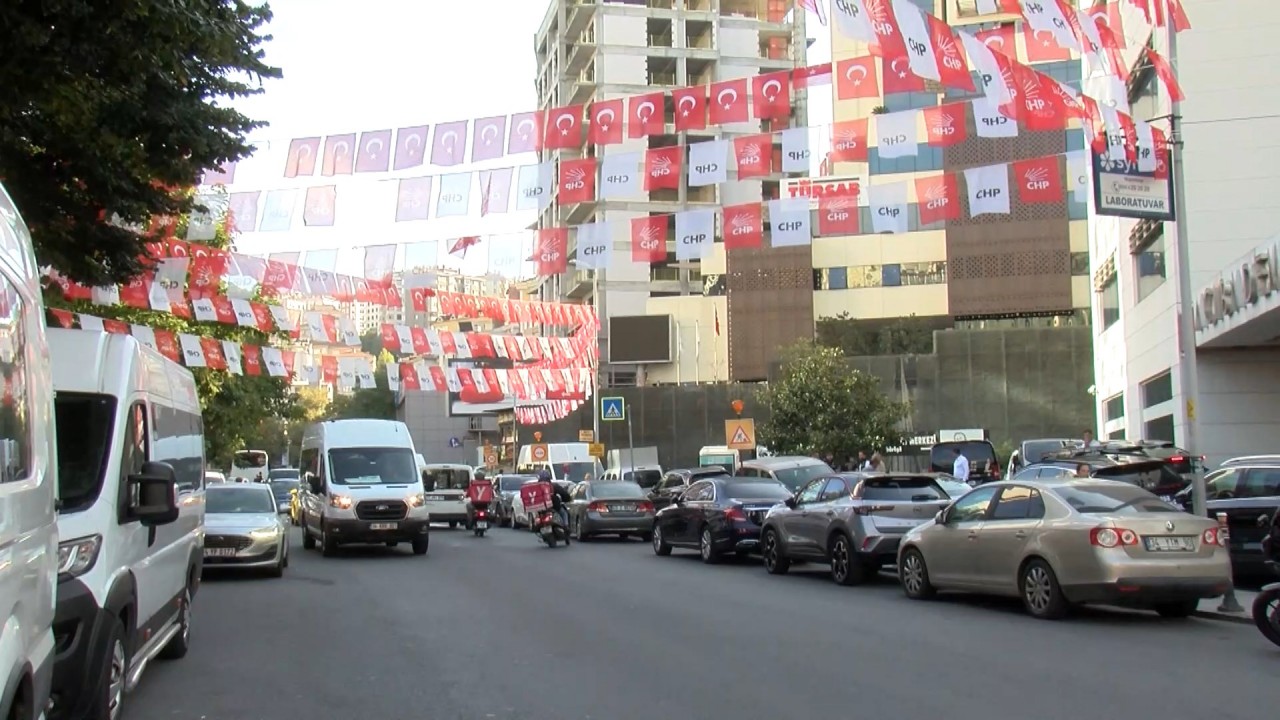 İstanbul’da seçim günü! Şaibelerle çalkalanan CHP yine sandıkta