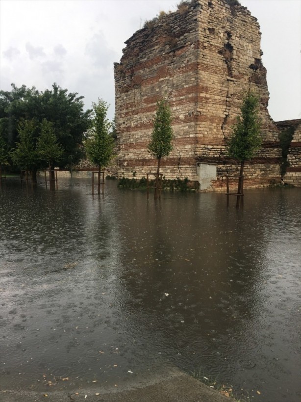 Foto - İstanbul'da şiddetli yağış!
