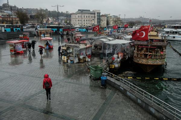 Foto - İstanbul'da soğuk ve yağışlı hava etkisini gösterdi