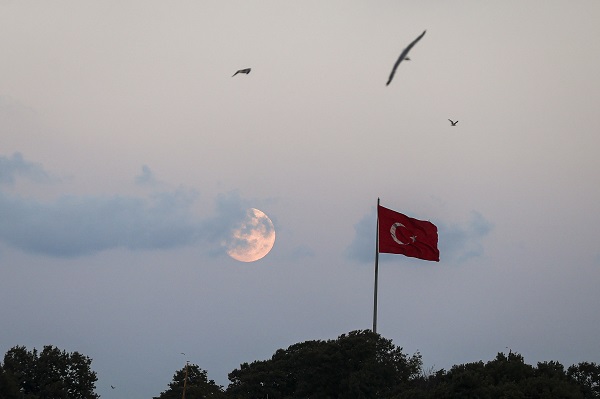 Foto - İstanbul’da ‘Süper Ay’