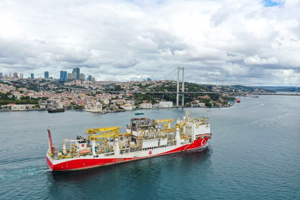 Foto - İstanbul'da tarihi görüntüler! Yavuz böyle geçti