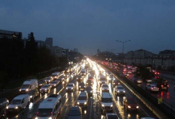 İstanbul'da trafik yoğunluğu!