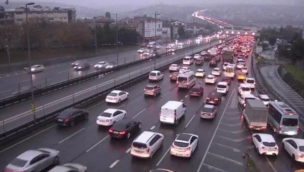 Foto - İstanbul'da trafik yoğunluğu!
