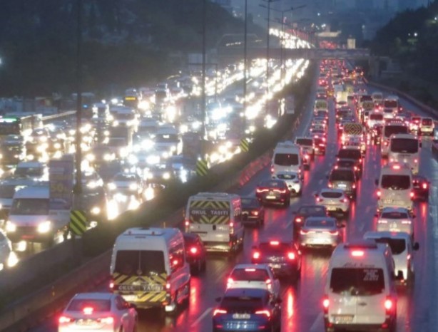 Foto - İstanbul'da trafik yoğunluğu!