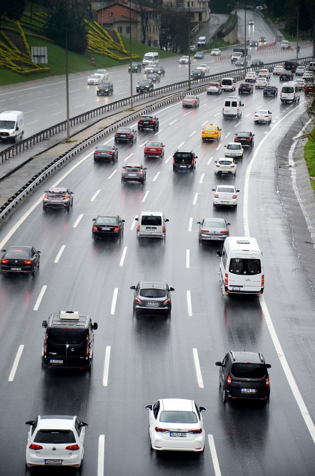 Foto - İstanbul'da trafik yoğunluğu yüzde 70'e çıktı