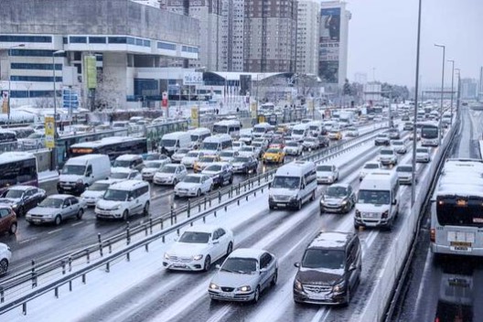 Foto - İstanbul'da trafik yoğunluğu yüzde 85'e çıktı