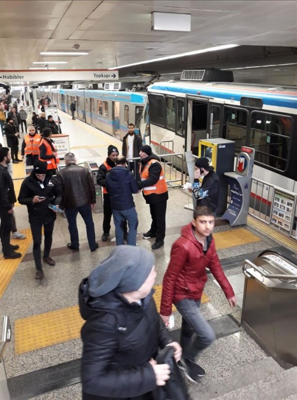 Foto - İstanbul'da tramvaylar çarpıştı