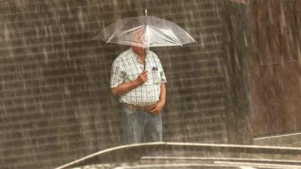 Foto - İstanbul'da uyarısı yapılan sağanak yağış başladı