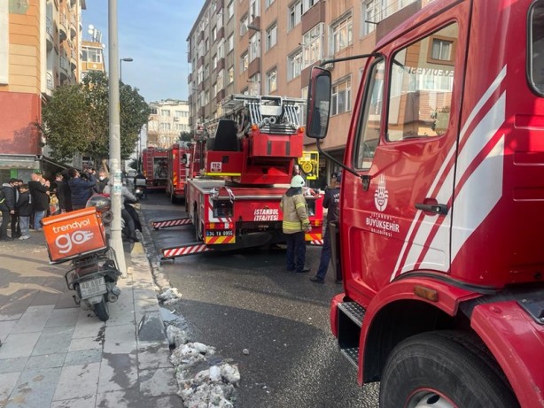 Foto - İstanbul'da yangın! Hasara neden oldu