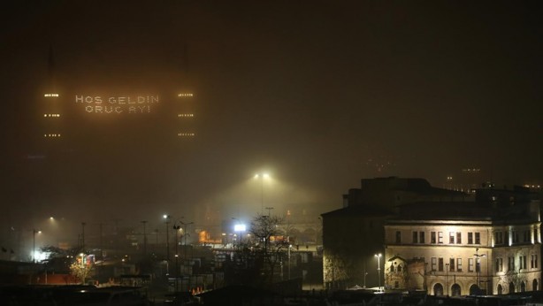 İstanbul'da yoğun sis etkili oluyor!