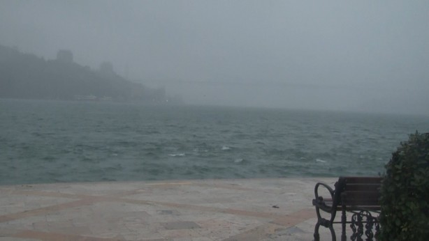 Foto - İstanbul'da yoğun sis! Köprüler adeta gözden kayboldu