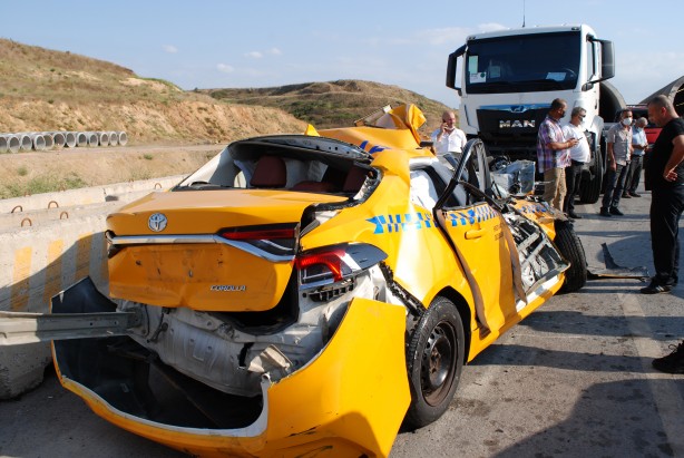 Foto - İstanbul'da zincirleme kaza: Yaralılar var