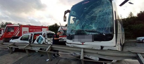 İstanbul'da zincirleme kaza! Yaralılar var