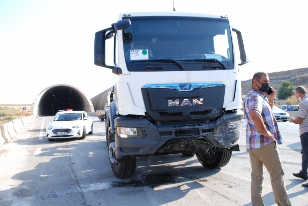 Foto - İstanbul'da zincirleme kaza: Yaralılar var