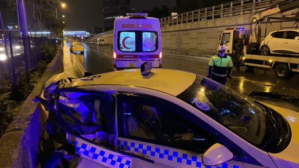 Foto - İstanbul'da zincirleme trafik kazası!