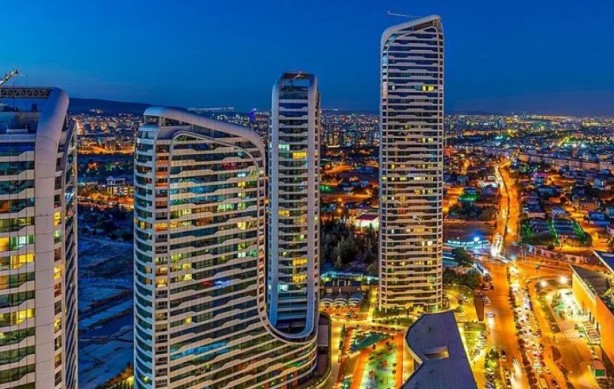 Foto - İstanbul'daki ilçe, 57 ilden daha büyük! İşte Türkiye'nin en kalabalık ilçeleri