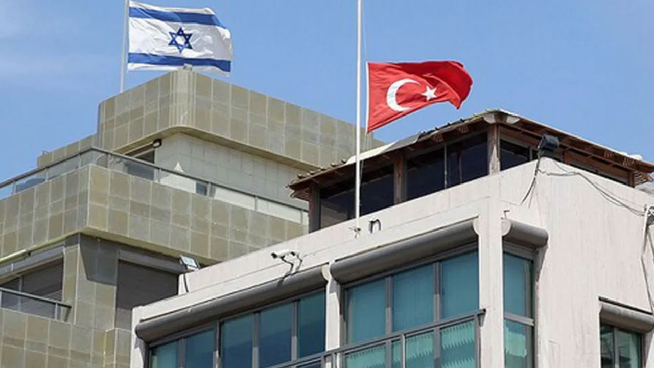 İstanbul'daki İsrail Başkonsolosluğu'nda hareketli saatler! Silahlar patladı, valilikten açıklama geldi