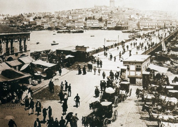İstanbul'daki kayıp camiler, casusların fotoğraflarından çıktı!