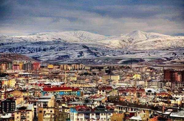 Foto - İstanbul'daki nüfus oranı şaşırttı! İstanbul'a en çok nereli yaşıyor?