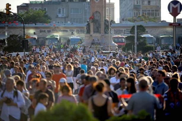İstanbul'daki nüfus oranı şaşırttı! İstanbul'a en çok nereli yaşıyor?