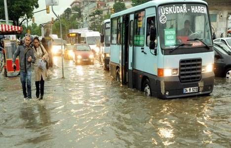 Foto - İstanbul'daki sel felaketinde ölen var mı?