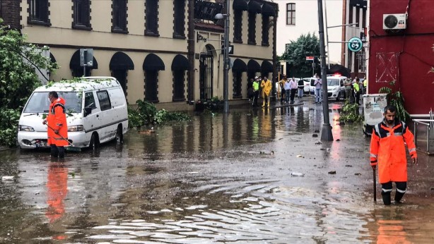 Foto - İstanbul'daki sel felaketinde ölen var mı?