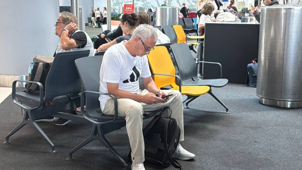 Foto - İstanbul’dan daha bugün ayrılan Mourinho’nun yeni takımı belli oldu!