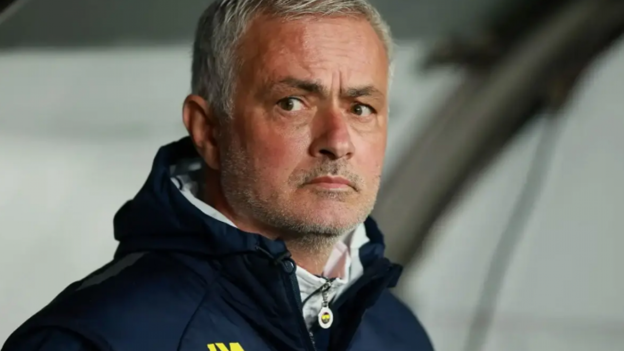 Foto - İstanbul’dan daha bugün ayrılan Mourinho’nun yeni takımı belli oldu!