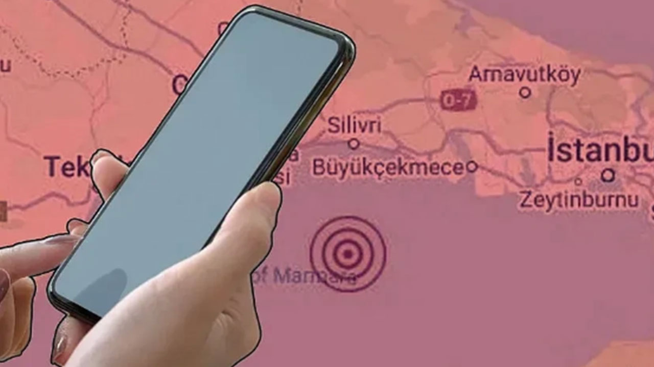 Foto - İstanbulluların uykusunu kaçıran deprem bildirimi! Vatandaş korkudan ne yapacağını şaşırdı