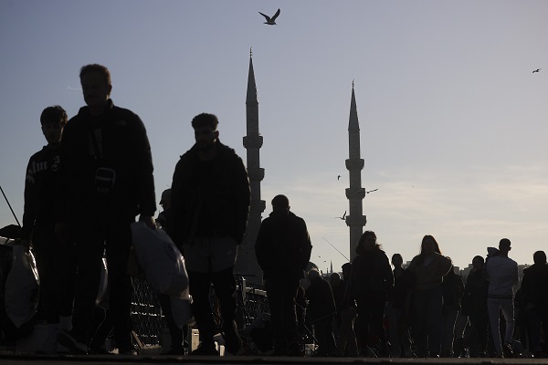 Foto - İstanbullular güneşli havanın tadını çıkardı