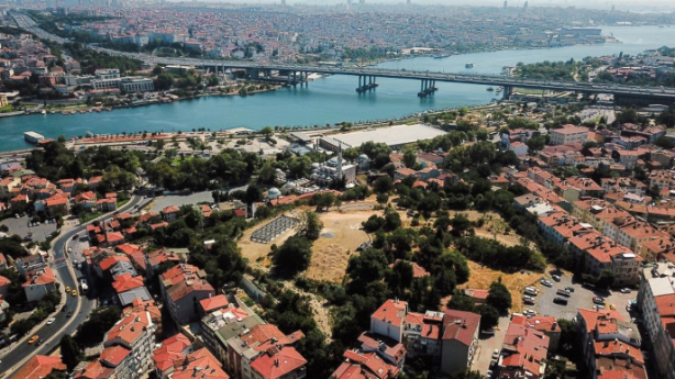 Foto - İstanbullular nefesini tuttu! Eyüpsultan Seyir Terası'nı bekliyor, gelen fotoğraflar milyonları heyecanlandırdı