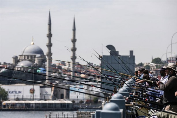 Foto - İstanbullular sokağa çıkma yasağı iptal edilince kendilerini dışarı attı