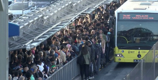 Foto - İstanbullunun çilesi bitmiyor: Her yerde bakımsızlık! İlk günden arıza yaptı