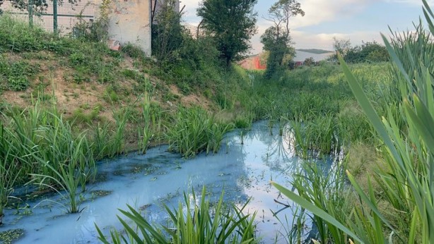 Foto - İstanbulluya kötü haber! İçme suyunun rengi maviye döndü