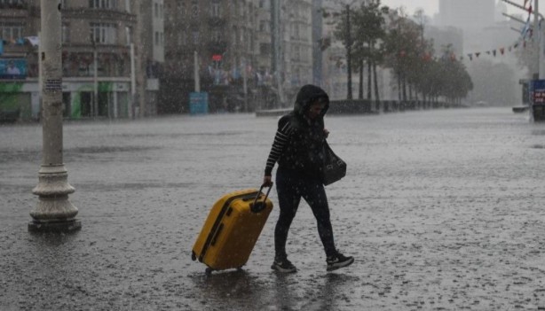 Foto - İstanbul'u sağanak vuracak! AFAD ve Meteoroloji'den sel uyarısı: Saat verdiler