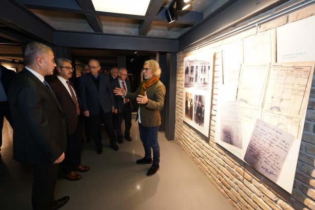 Foto - İstanbul’un camilerini anlatan muhteşem eser yıllar sonra günyüzüne çıkartıldı!