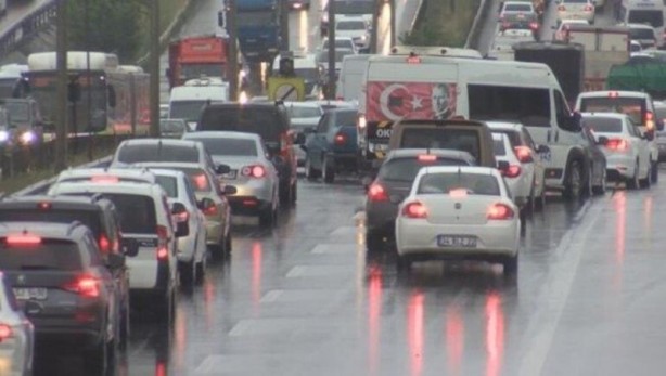 Foto - İstanbul'un çıkışında 65 yaş üstü yoğunluğu yaşanıyor