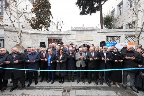 Foto - İstanbul’un en özel tarihi kütüphanelerinden biri daha restore edilip hizmete açıldı!