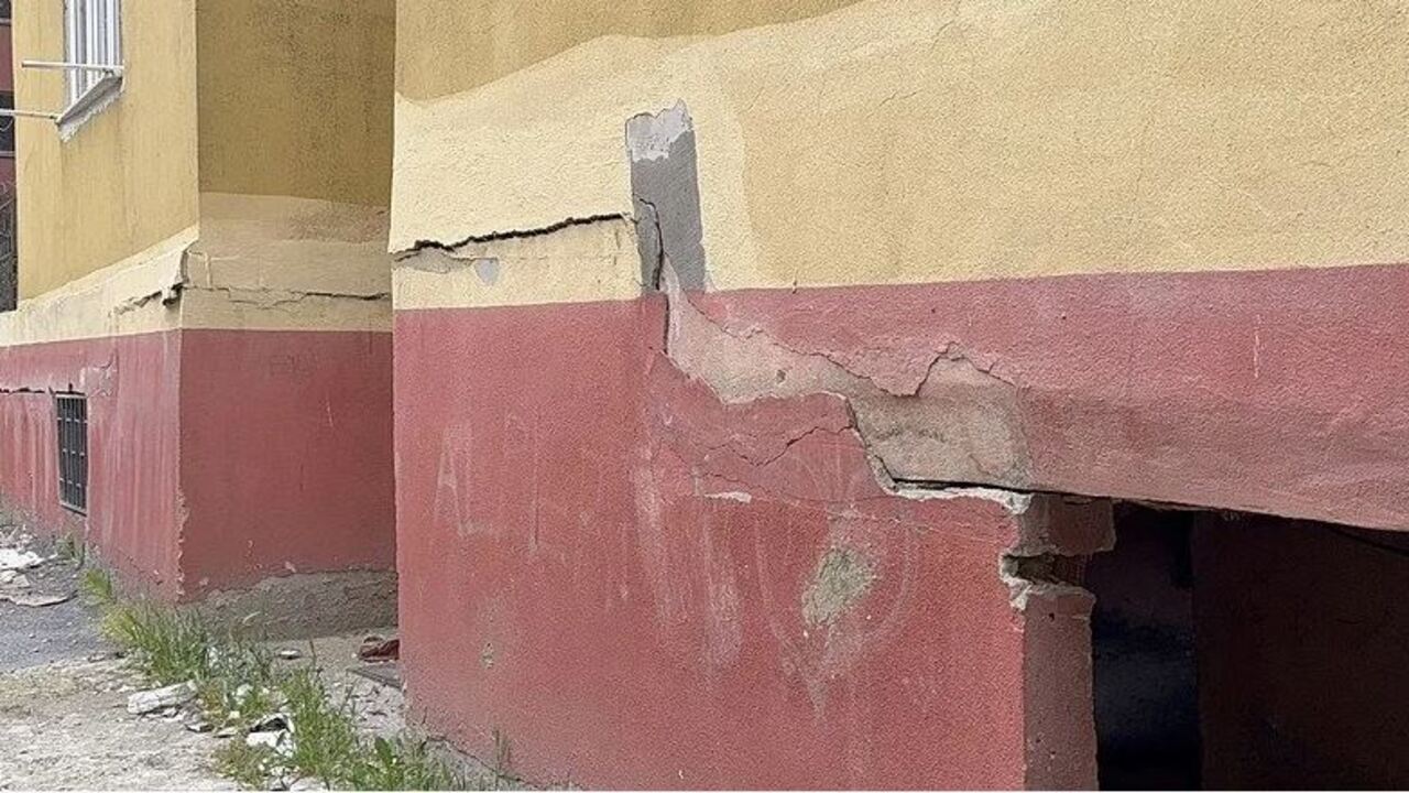 Foto - İstanbul'un hangi ilçesi depremi kaç şiddetinde hissetti! İlçe ilçe açıklandı