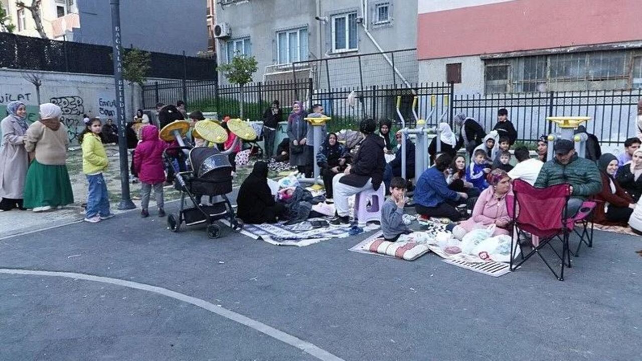 Foto - İstanbul'un hangi ilçesi depremi kaç şiddetinde hissetti! İlçe ilçe açıklandı
