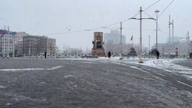 Foto - İstanbul'un karla imtihanı devam ediyor 