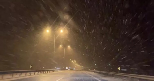 Foto - İstanbul'un karla imtihanı devam ediyor 
