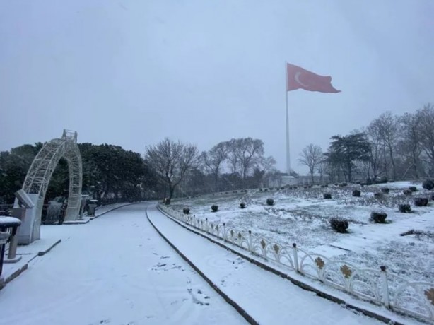 Foto - İstanbul'un karla imtihanı devam ediyor 