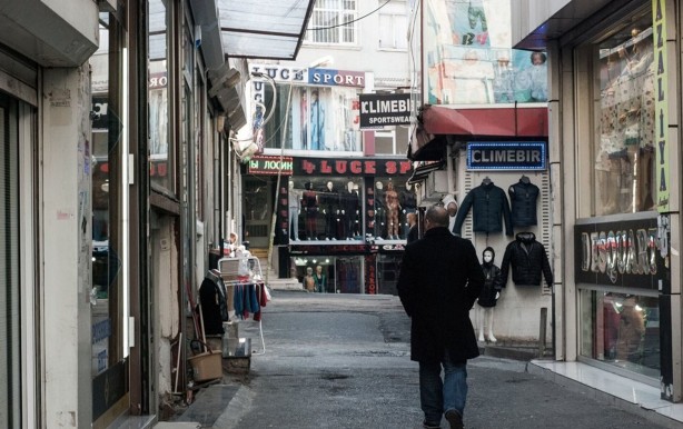 Foto - İstanbul'un merkezinden çok kötü haber! Dükkanlar kapanmaya başladı