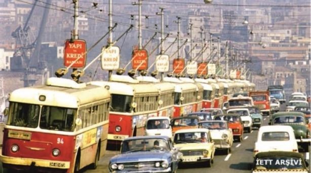 Foto - İstanbul'un nostaljik ulaşım araçları