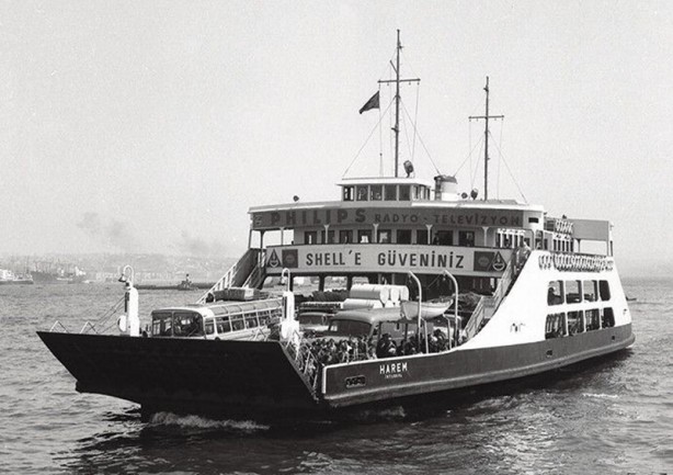 Foto - İstanbul'un nostaljik ulaşım araçları