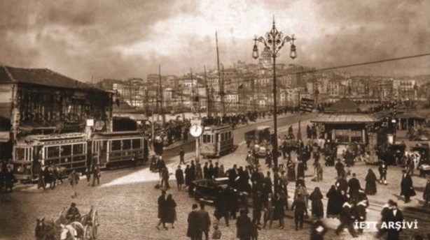 Foto - İstanbul'un nostaljik ulaşım araçları